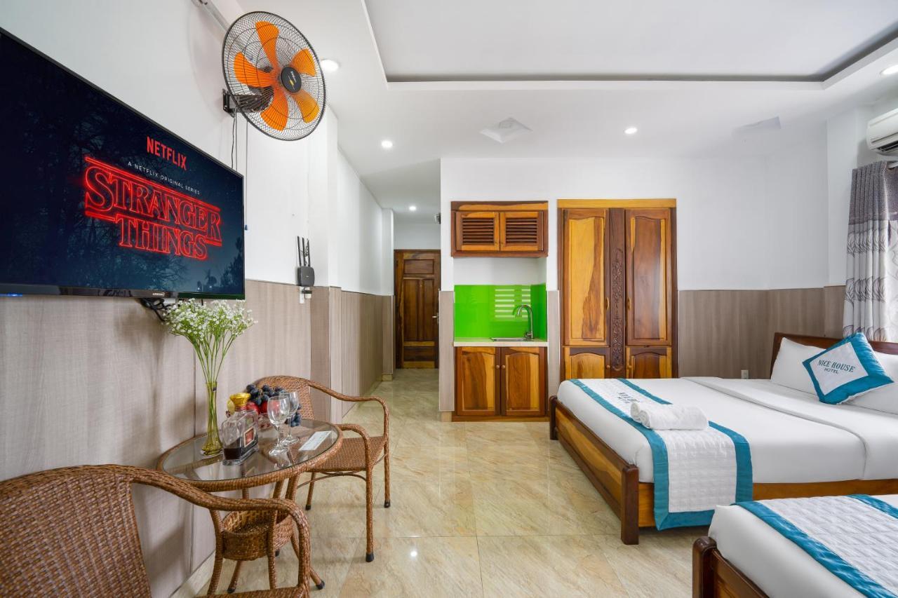 Nice House Hotel - Near My Khe Beach Дананг Екстер'єр фото