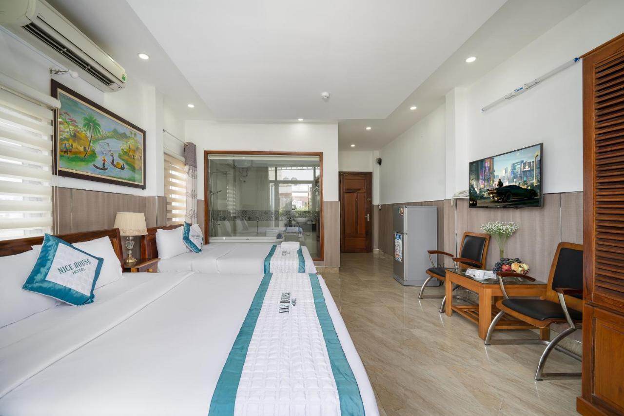 Nice House Hotel - Near My Khe Beach Дананг Екстер'єр фото